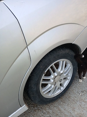 autoturism 1.6 benzina