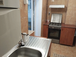 inchiriez apartament 3camere cart 1mai - imagine 4