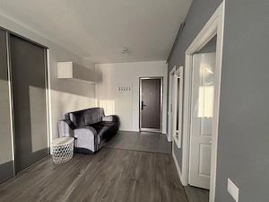 Inchiriez apartament in Floresti str Teilor - imagine 2