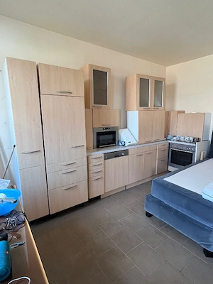 Bucătărie complet utilată 