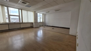 Cladire comerciala - birouri, P+3, stradal, teren 3511 mp - Calea Bucuresti - imagine 8