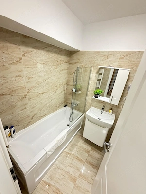 Cazare regim Hotelier Bucuresti persoane fizice firme muncitori - imagine 3