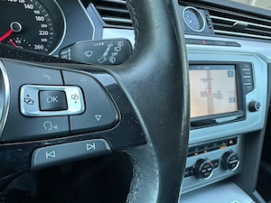 Volkswagen Passat SW 1.6 Diesel 120 CP An 2017 - imagine 18