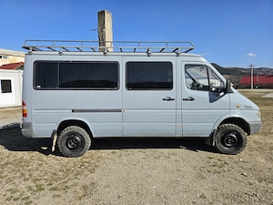 Mercedes Sprinter 4x4 - imagine 5