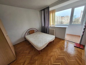 Inchiriez apartament 2 camere decomandat central langa McDonald's - imagine 20