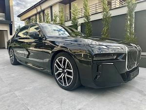 BMW I7 drive M60 544cp FULL - imagine 2