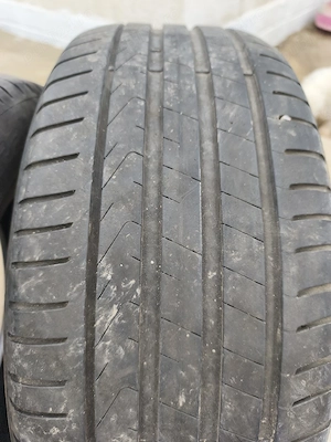 vand cauciucuri de vara 235/45/18 - imagine 4