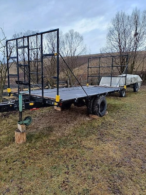 De vânzare platformă, remorca în stare bună. 