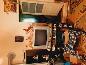 Închiriez  2 camere la casa