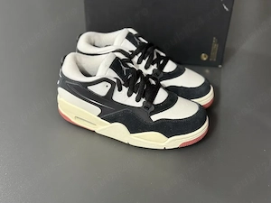 adidasi Originali Nike Air Jordan 4 RM Marime 36