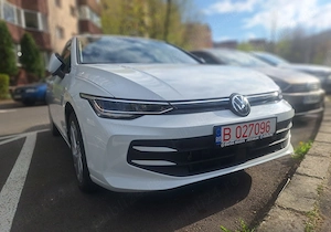 VW Golf 8 Advanced, inmatriculat 09.2025, 1.5 TSI, 6000 km, stare impecabila - imagine 4