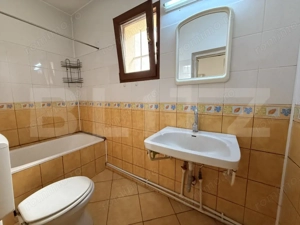 Casă S + P + Pod 200 mp, teren 427 mp, vad auto și pietonal, Centru - imagine 6