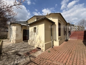 Casă S + P + Pod 200 mp, teren 427 mp, vad auto și pietonal, Centru