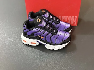 adidasi Copil Originali Nike Air Max Plus TN , noi cu cutie Marime 27.5