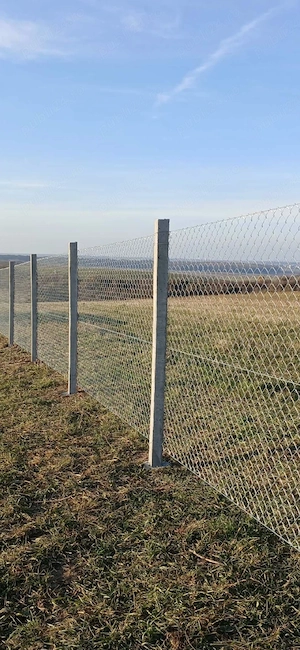 Construiesc garduri  - imagine 5