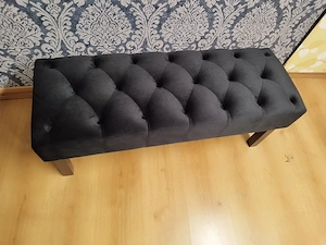 vand bancuta ,canapeluta tip Chesterfield din catife 