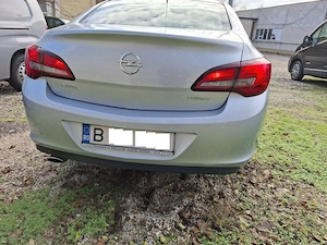 Opel Astra J - imagine 4