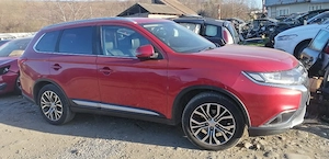 Dezmembrez Mitsubishi Outlander III 2.3d 2017 - imagine 2