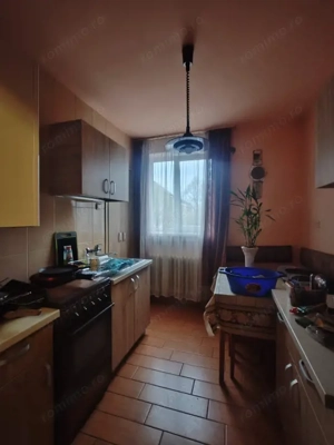 Apartament 4 camere decomandat, etaj 2, zonă excelentă – Sf. Ioan