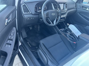Hyundai Tucson 1,7 115CP-Panoramic - imagine 9