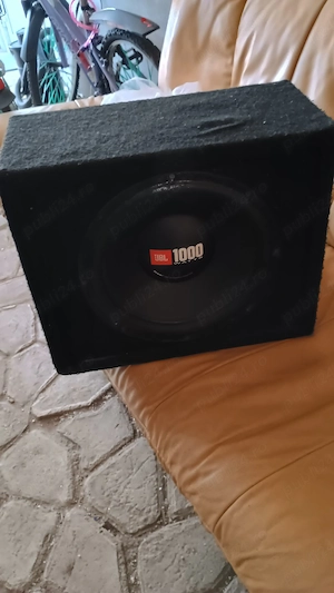 Subwoofer auto JBL 1000 wați 