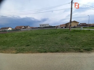 Teren intravilan – oportunitate investitie – Ghiroda