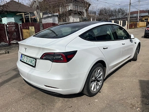 Tesla Model 3 Standard Range Plus RWD - imagine 3