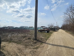 Terenuri de închiriat cu deschidere la DJ 100   suprafețe generoase, acces TIR. - imagine 8