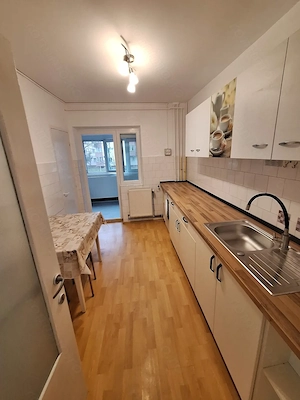 350 euro!!! AP.cu 2 camere Et 1 cu centrala proprie Zona Dorobantilor-Modern - imagine 6