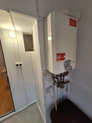 350 euro!!! AP.cu 2 camere Et 1 cu centrala proprie Zona Dorobantilor-Modern - imagine 8