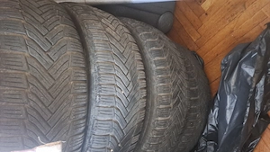 Vând set jante otel, 195/65/15 cauciucuri iarna, capace vw 300 ron - imagine 1