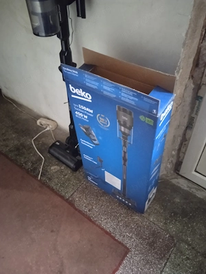 vând aspirator Beko stare foarte bună folosit de trei ori  - imagine 3