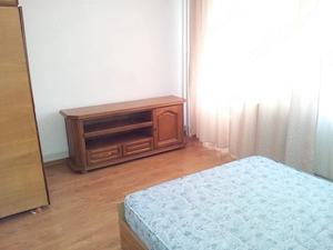 Apartament 3 camere Banat, zona Liceu Ion Barbu  - imagine 2