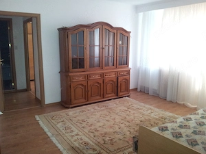 Apartament 3 camere Banat, zona Liceu Ion Barbu  - imagine 4
