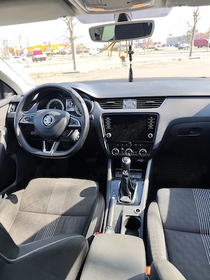 Skoda Octavia 2018 1.6 TDI (115 CP) DSG - imagine 8