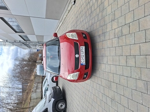 Vând Suzuki swift 
