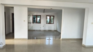 Apartament cu 3 camere, 3 terase, intermediar, parcare inclusa, Andrei Muresanu