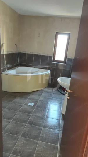 Apartament cu 3 camere, 3 terase, intermediar, parcare inclusa, Andrei Muresanu - imagine 5