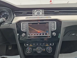 Passat B8 2.0 TDI 190 CP - imagine 7