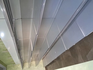 Rafturi metalice stare bună 350 lei