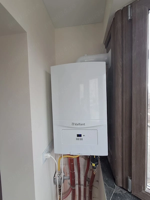 3 camere decomandate  Baia Comunala   etajul 1 - imagine 9