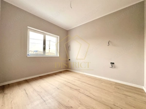 Duplex cu 4 camere, despărțit prin camera tehnica | Mosnita Veche - imagine 7