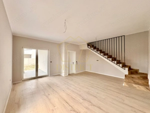 Duplex cu 4 camere, despărțit prin camera tehnica | Mosnita Veche