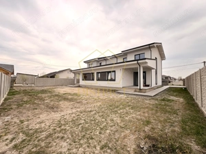 Duplex cu 4 camere, despărțit prin camera tehnica | Mosnita Veche - imagine 13