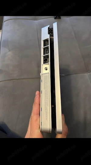 Vând playstation4 slim gray - imagine 2