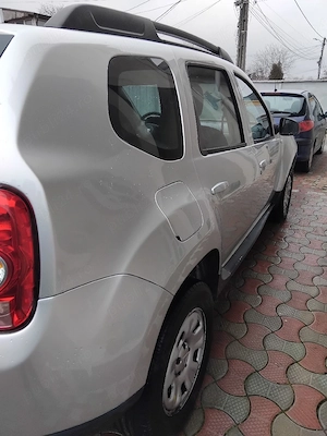 Dacia Duster 1.6 benz.cu GPL 2013 - imagine 3