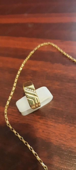 se vinde inel și lănțișor 14 k