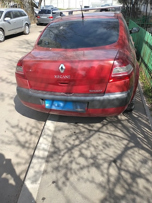 Masina RenoMegan  - imagine 1