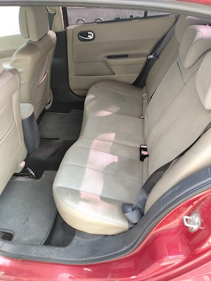 Masina RenoMegan  - imagine 7