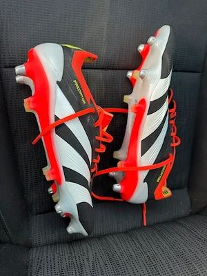 Ghete fotbal adidas Predator Elite Marime 44